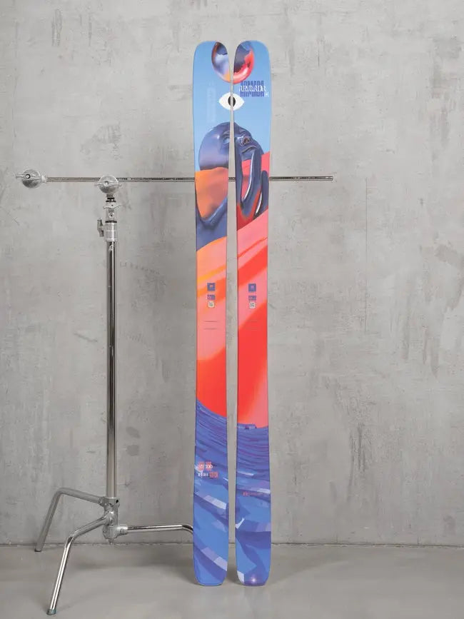 ARV 100 SKIS 179/ RED & BLUE WOMEN