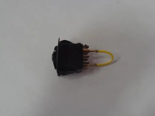 Switch Base, DP, On/Off/On,