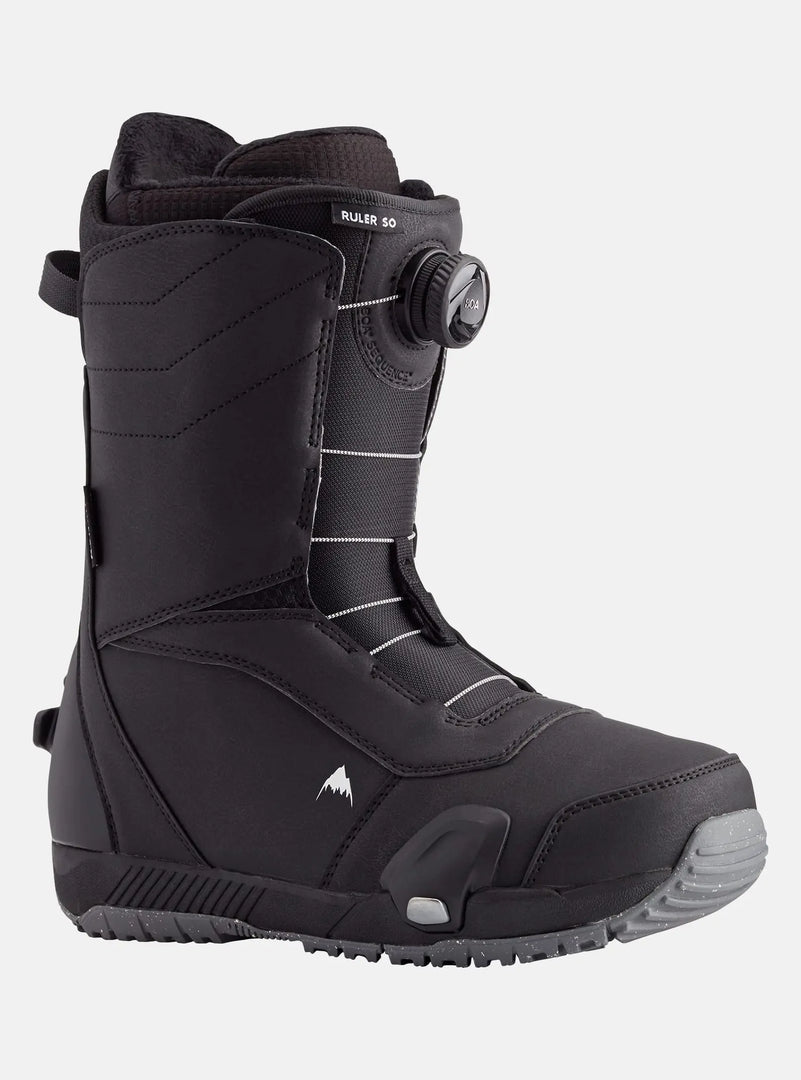 M BOOT'S 10.5/ BLK RULER STEP ON