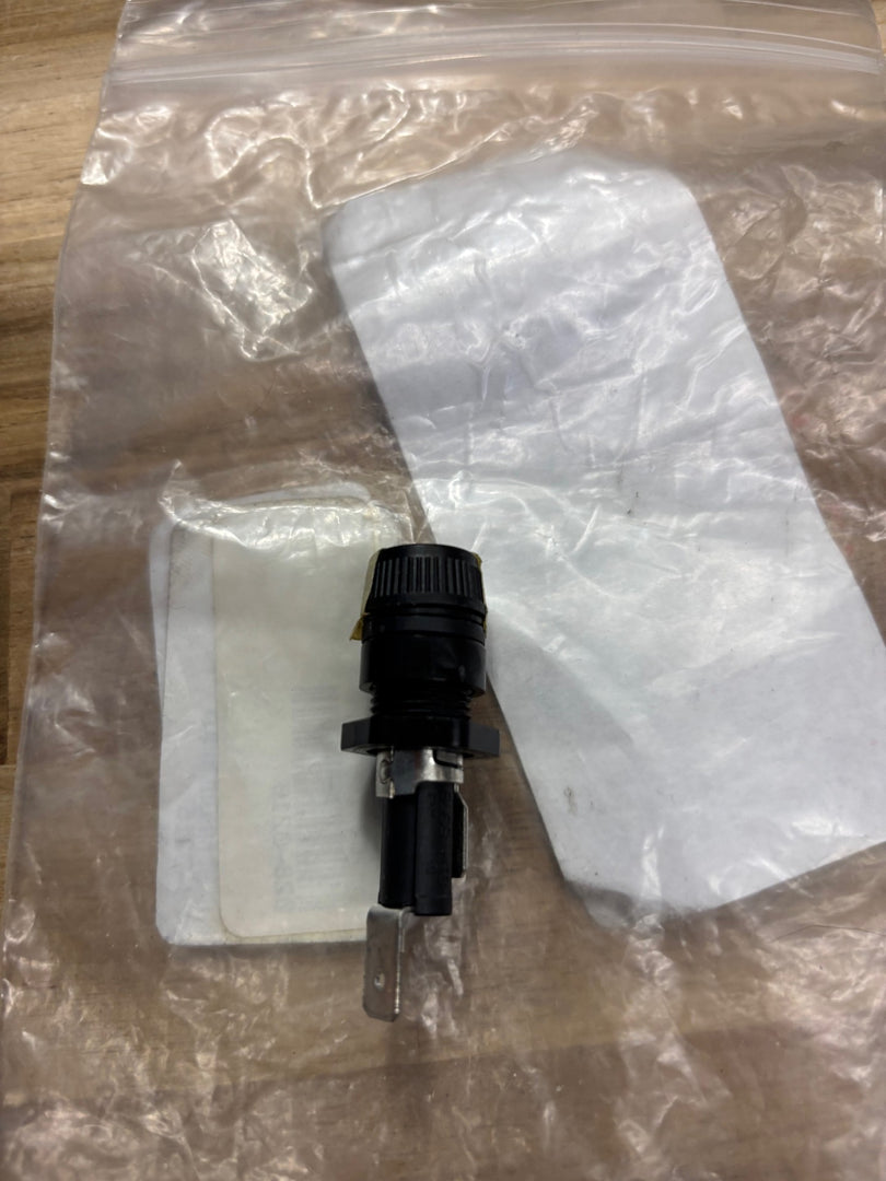 FUSEHOLDER, PANELMOUNT