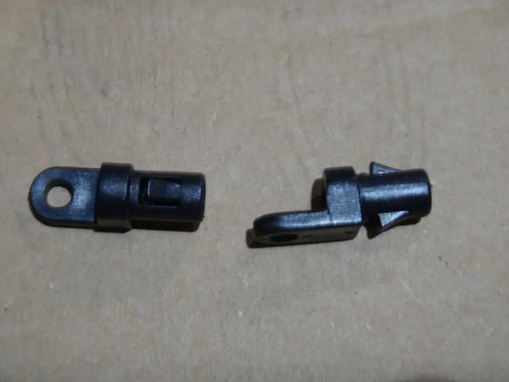 Strap End, Screw Eye, Plastic, 1/4"