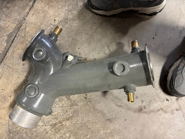 exhaust manifold cross over