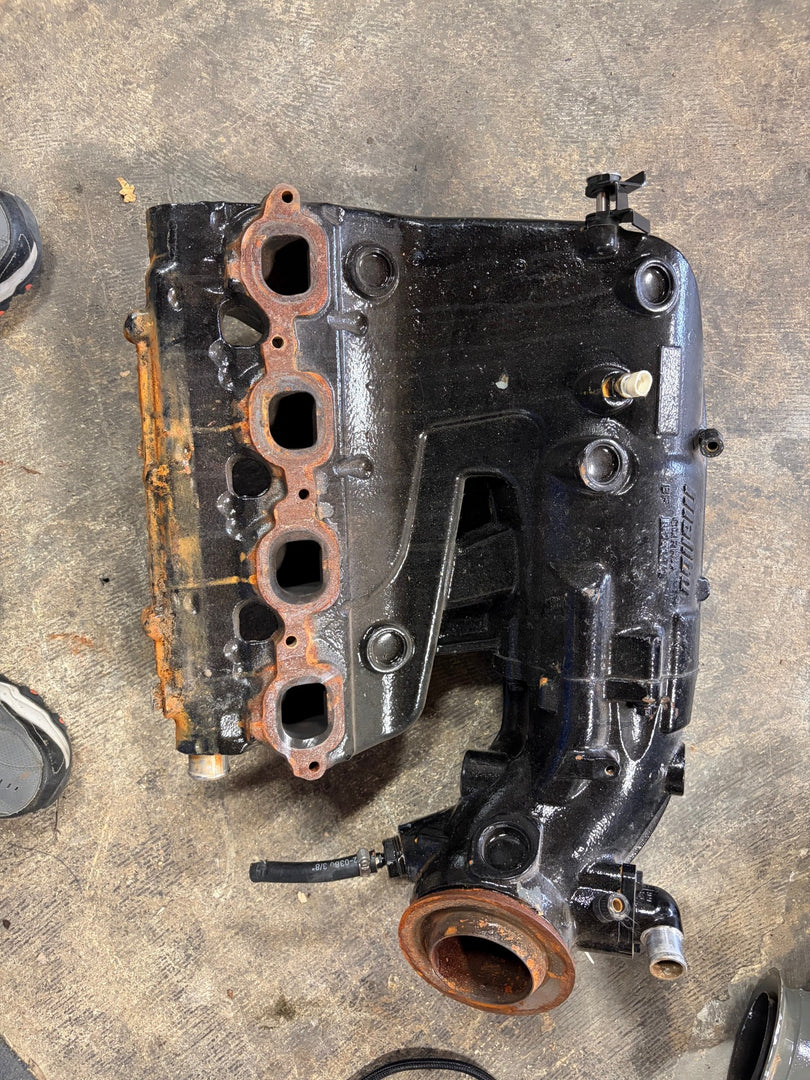 Manifold assembly, Black port side